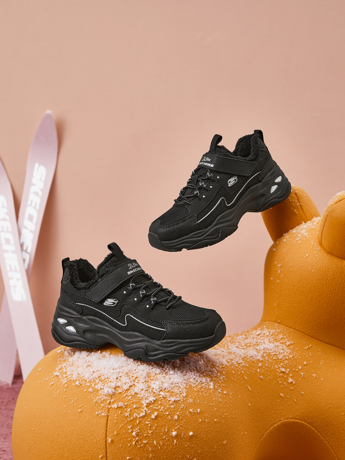 Skechers斯凯奇女童魔术贴加绒运动鞋女大童熊猫鞋老爹鞋302581L