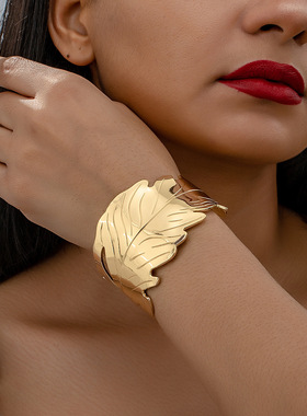 bracelet手镯金色环感小众设计时尚手镯女轻奢风简约树叶
