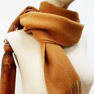 绝代佳人山羊绒围巾秋冬2023新款秋冬纯色韩版披肩长款流苏百搭