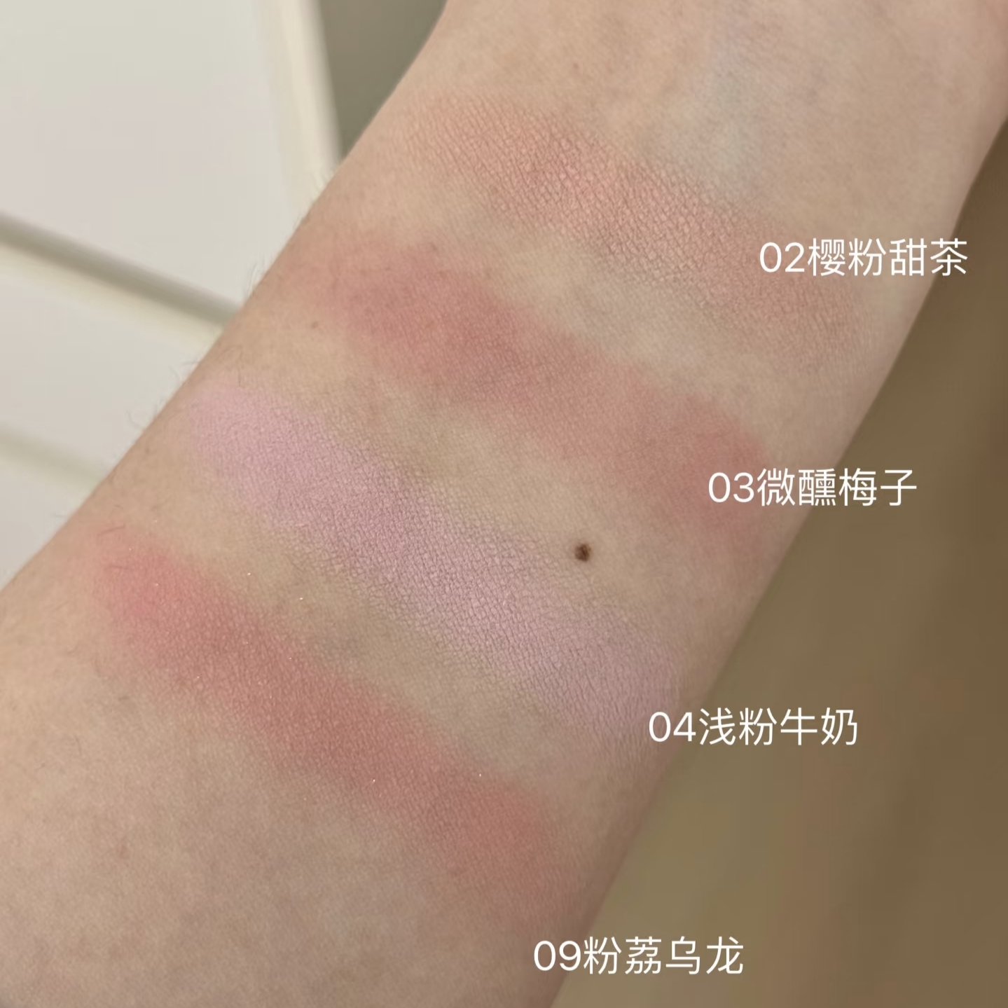 RMT罗小曼单色腮红自然裸妆修容高光渐变色比熊狗狗罗小曼腮红 - 图2