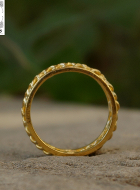 苗乡风镂空锤纹光面订做戒指