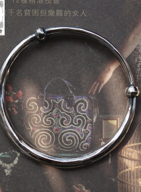 苗乡风铃铛圆条锤纹定做足银手镯