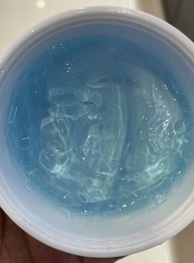 鳄鱼油优润保湿露保湿斯佳贝妮