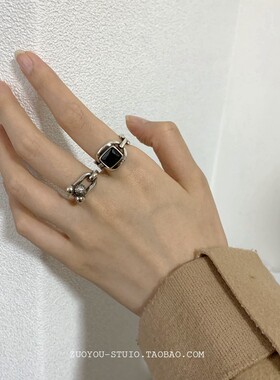 女小众复古黑色方形滴釉戒指