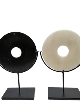 禅意客厅玉璧装饰新中式