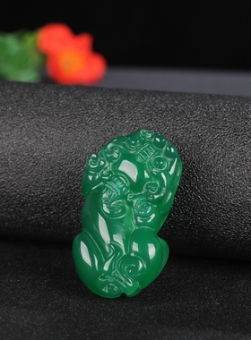 黑色玛瑙貔貅玉髓聚财男女款吊坠