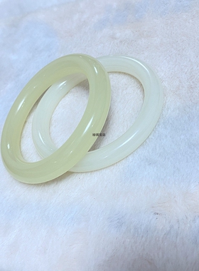 和田白玉手镯昆仑玉黄口玉镯圆款