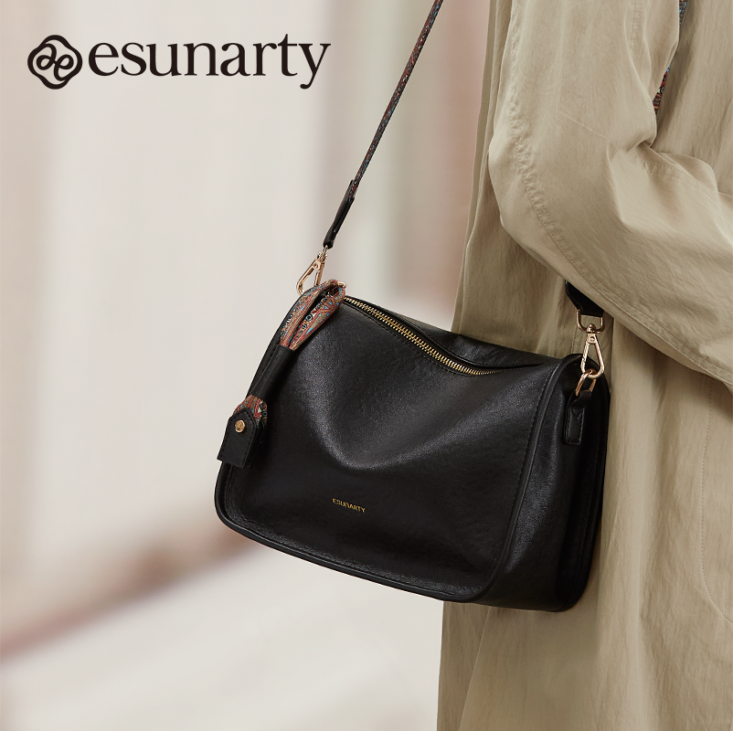 真皮枕头包女式2025新款复古大容量波士顿斜挎包女款单肩包秋冬季,淘宝优惠券,粉丝福利购,淘宝优惠卷