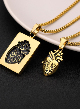 Temu爆款情侣项链心脏造型珠链摇滚风格吊坠情侣项链现货