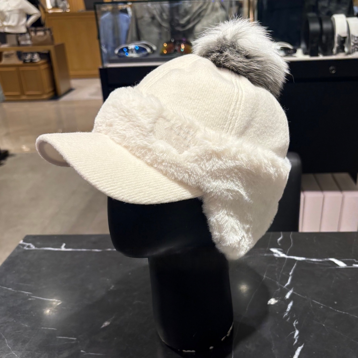 韩国高尔夫球帽女款秋冬季时尚百搭保暖毛绒护耳灯芯绒鸭舌帽防寒,淘宝优惠券,粉丝福利购,淘宝优惠卷