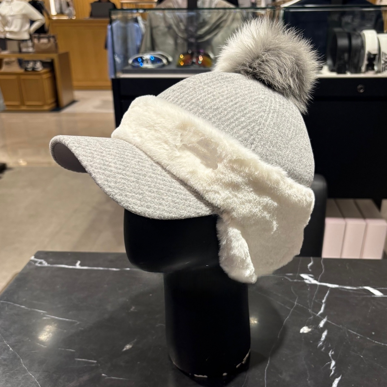 韩国高尔夫球帽女款秋冬季时尚百搭保暖毛绒护耳灯芯绒鸭舌帽防寒,淘宝优惠券,粉丝福利购,淘宝优惠卷