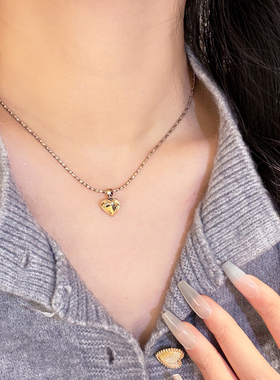 钛金碎银子锆石爱心项链