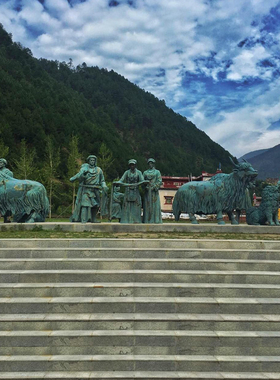 渤言雕塑玻璃钢铸铜广场茶马古道