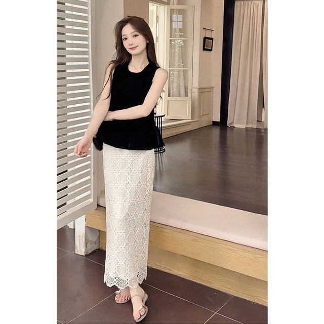 ຊຸດກະໂປງກະໂປງກະໂປງແບບບໍ່ມີແຂນ ແລະຊຸດກະໂປງທີ່ງົດງາມ