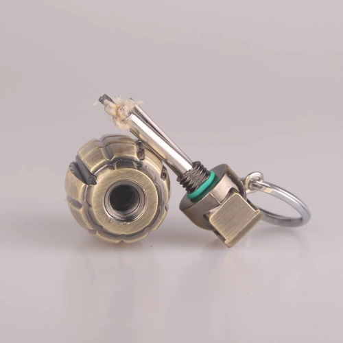 Маленькая зажигалка на керосине, дорожный креативный брелок