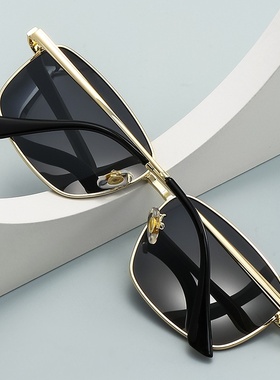 男士变色日夜两用太阳镜驾驶司机镜开车钓鱼方形偏光墨镜潮5099