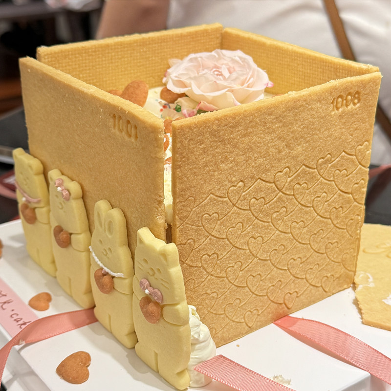 2025新品网红甜品可爱熊兔饼干曲奇饼干盒子蛋糕装饰模具配件丝带,淘宝优惠券,粉丝福利购,淘宝优惠卷