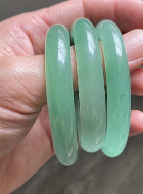 天然绿色玉石冰种东陵玉手镯
