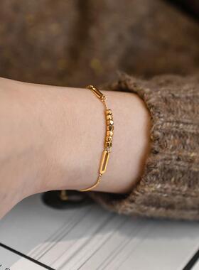 洗澡不用摘不掉色金色精致碎金子手链女小众设计感高级时尚百搭轻