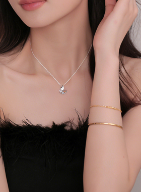 Z小姐925纯银贝母蝴蝶吊坠项链