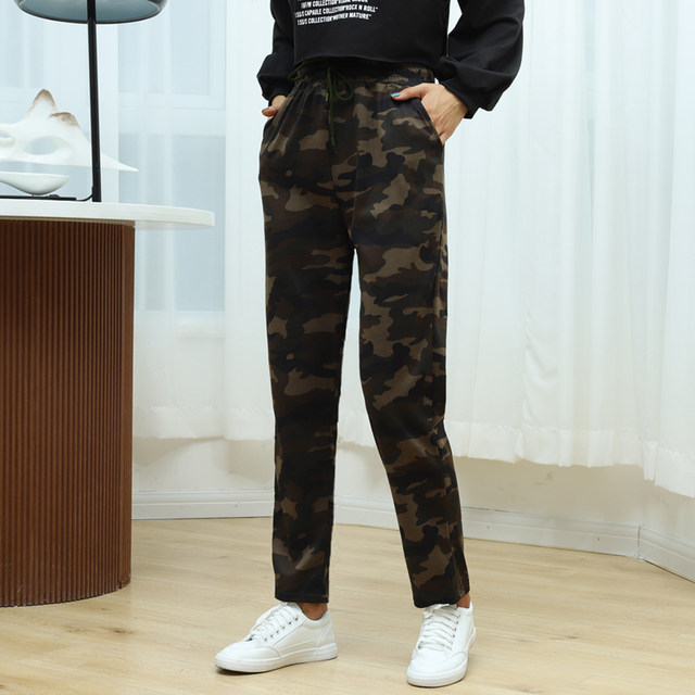 ກາງເກງ camouflage ວ່າງ