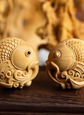 小叶黄杨木雕刻文玩手把件鲤跃龙门把玩手件随身盘玩物件鲤鱼挂件