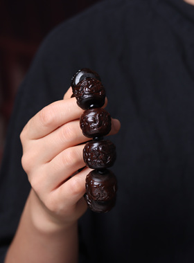 沉香木雕刻盘龙柱手串生肖龙佛珠文玩手把件沉香念珠车挂件档位珠