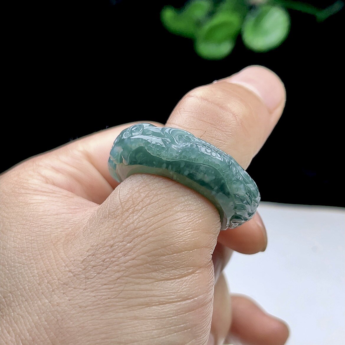 22mm jadeite finger ring