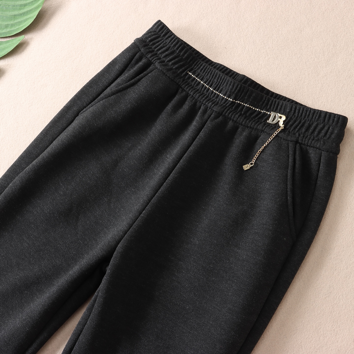 500克~显瘦不臃肿仿羊绒加厚微喇裤女冬流苏高腰百搭长裤子 W3102 - 图3