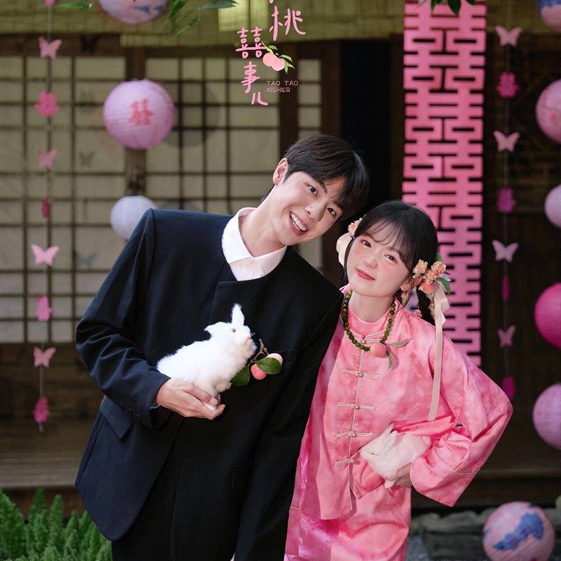 新款影楼主题新中式粉色喜嫁风晨袍国风超甜旗袍婚纱拍照摄影礼服,淘宝优惠券,粉丝福利购,淘宝优惠卷