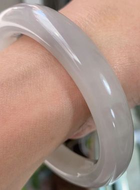 店主推荐新疆和田玉烟紫飘花扁圆条女手镯油性足脂粉浓收藏品送礼