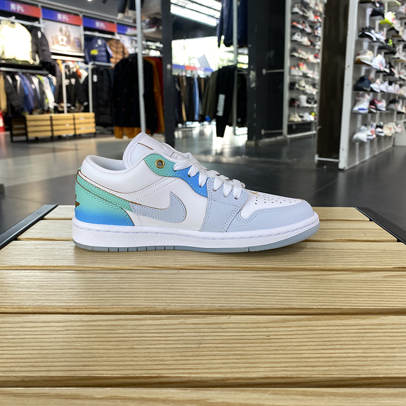 正品Nike/耐克秋冬季男女情侣休闲运动鞋低帮轻便板鞋FN8899-131