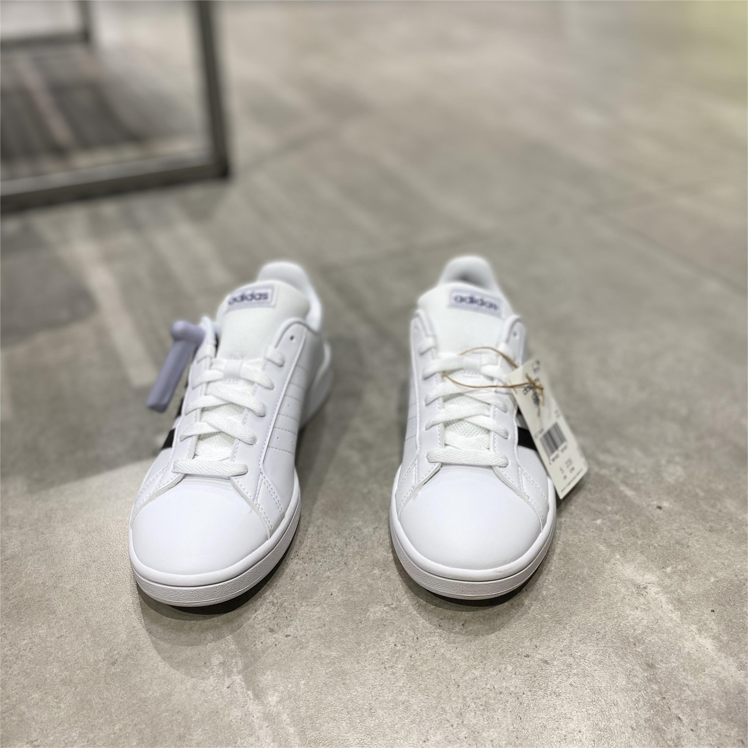 Adidas/阿迪达斯男子春季经典运动轻便百搭耐磨休闲板鞋 EE7904 - 图2