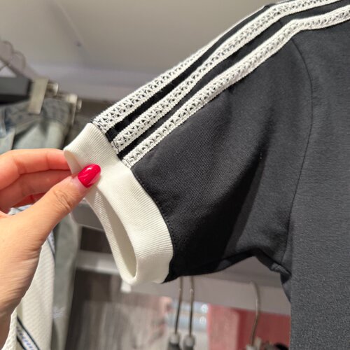 Adidas阿迪达斯三叶草26新款女子复古三条纹休闲短袖T恤 KY8127 - 图2