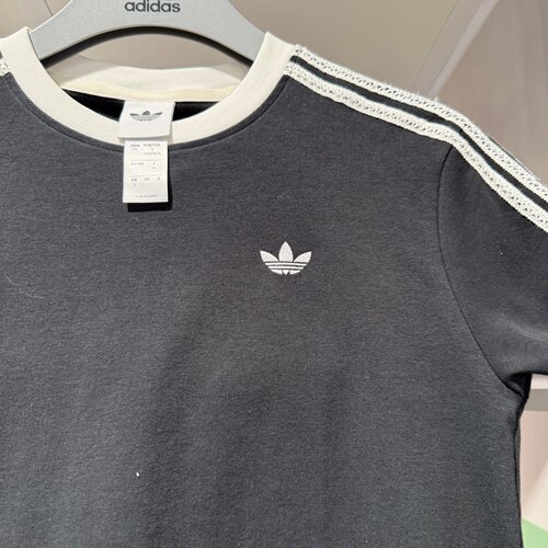 Adidas阿迪达斯三叶草26新款女子复古三条纹休闲短袖T恤 KY8127 - 图1