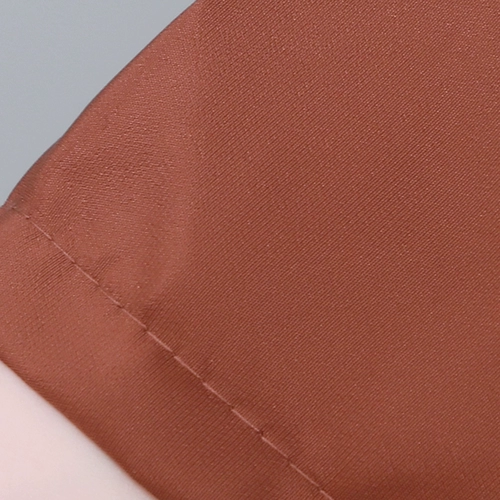 Высокопроизводство по переговорам о обслуживании клиентов, окружающая красота парикмахерская, клиентская одежда, окрашивая одежду клиента Perm