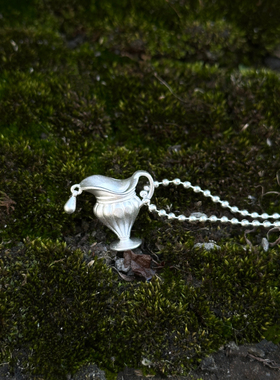 Komeiku 水滴花壶 小众设计ins欧美冷淡风甜美vintage毛衣项链