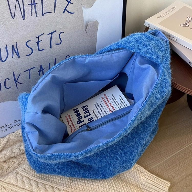 韩系慵懒毛绒绒包包女2025秋冬新款质感大容量通勤包单肩托特包,淘宝优惠券,粉丝福利购,淘宝优惠卷