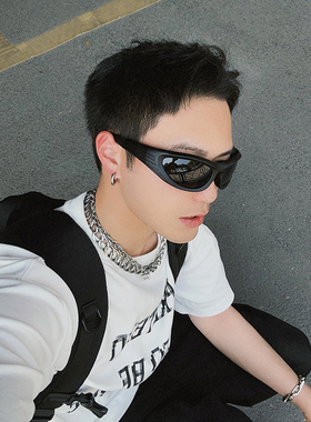 户外出游防晒防紫外线高级感墨镜