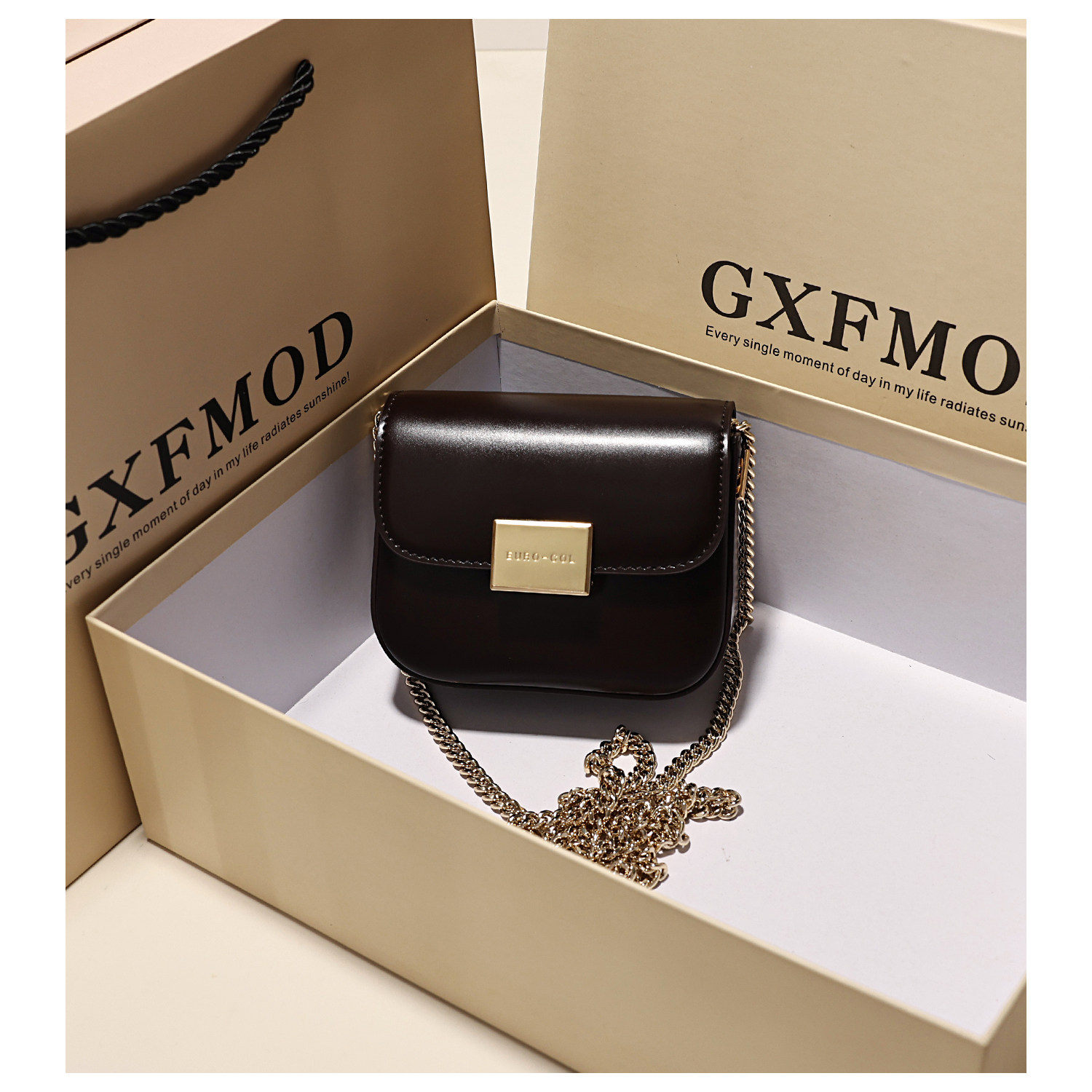 GXFMOD小众设计高级感真皮ins风小方包女2025百搭迷你链条斜挎包,淘宝优惠券,粉丝福利购,淘宝优惠卷