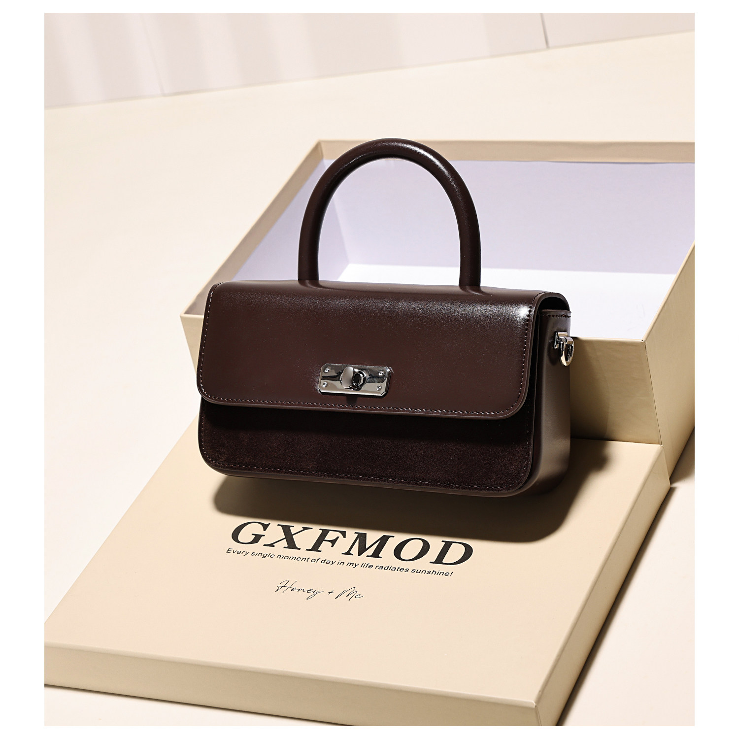 GXFMOD小众设计简约真皮小方包女2025秋冬高级感百搭单肩包斜挎包,淘宝优惠券,粉丝福利购,淘宝优惠卷