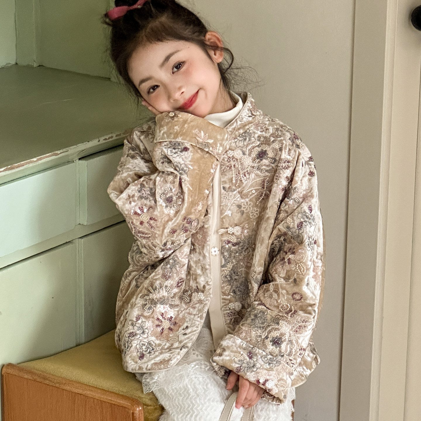 女童新年外套2026冬季新款女大童新中式年服棉袄儿童重工刺绣棉服,淘宝优惠券,粉丝福利购,淘宝优惠卷