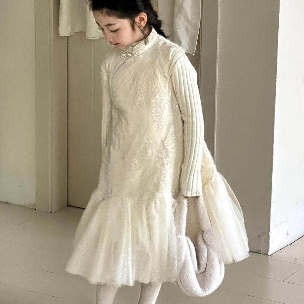 女童连衣裙2026新款女孩中式旗袍盘扣新年衣服儿童加绒背心公主裙,淘宝优惠券,粉丝福利购,淘宝优惠卷