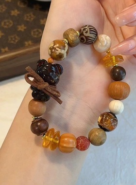 原创天然根珀小熊多宝手链搭配紫金鼠沉香老鱼骨蜜蜡鲨鱼背绿檀
