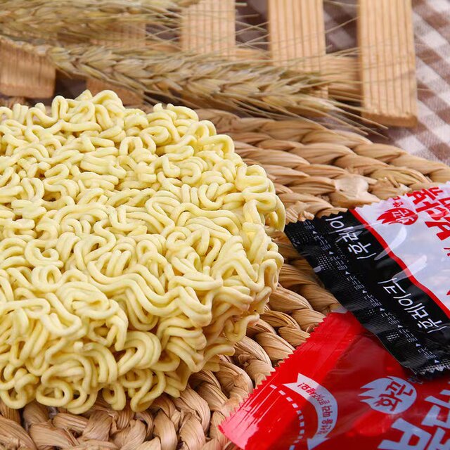 South Korea imported Sanliang Turkey Noodles Internet celebrity instant noodles