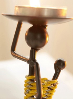 【跨境热销】金属创意工艺品铁人造型烛台酒吧餐厅浪漫烛光烛台