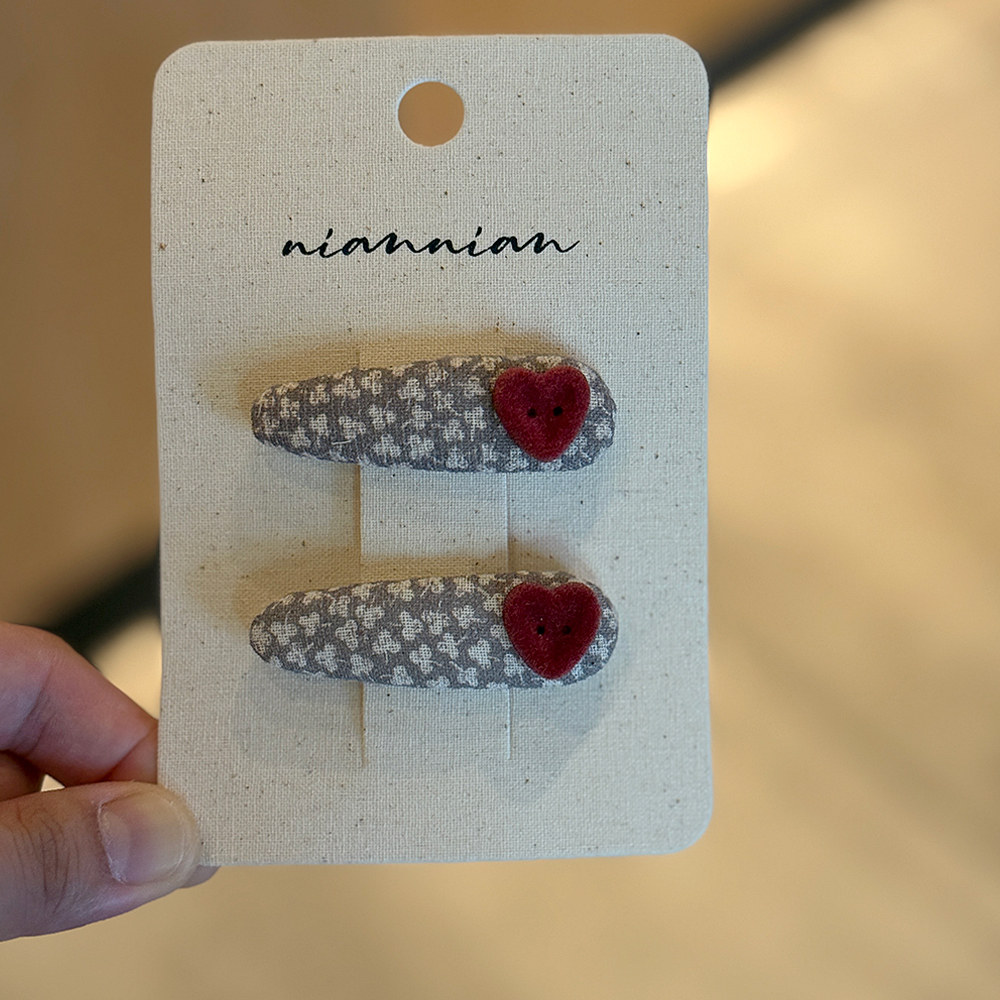 niannian念念儿童韩系早秋咖色发夹儿童酒红色爱心侧边刘海碎发夹 - 图0