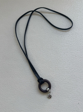 小众设计项链长款高级链皮绳木头圆环金银星吊坠可调节项链慵懒风