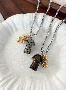 新款斑点石头蘑菇吊坠葡萄串珠金色珠项链时尚感拍照搭配饰品配饰