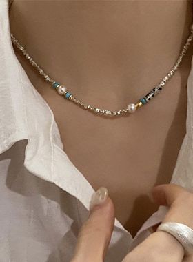 轻奢小众绿色石头碎银子形状珍珠项链新款复古串珠锁骨链简约颈链